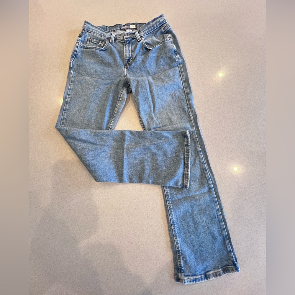 Liz Claiborne Women's Light Blue Bootcut Jeans Sz 6